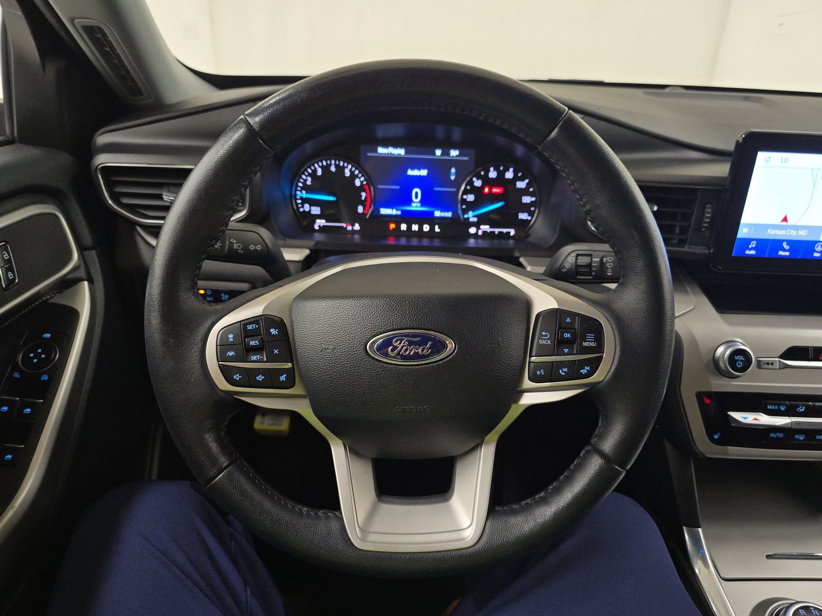 2023 Ford Explorer XLT AWD