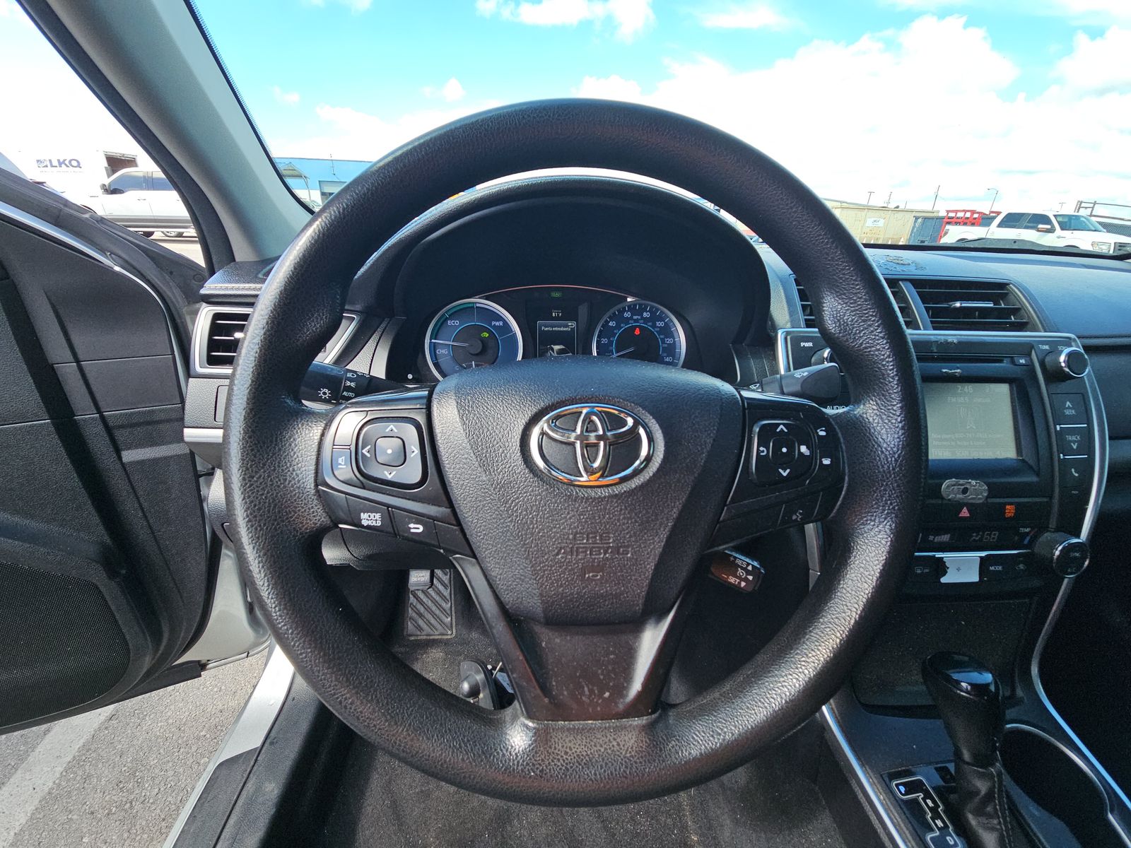 2016 Toyota Camry Hybrid XLE FWD