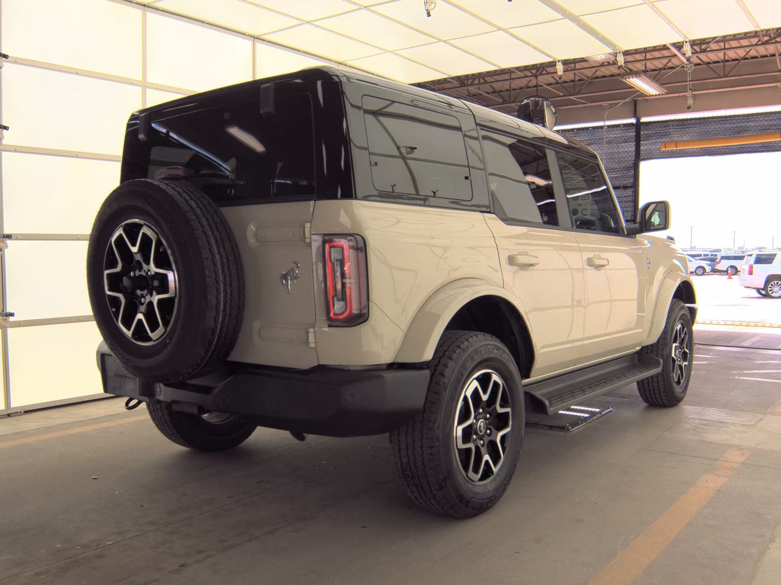 FORD BRONCO - 6