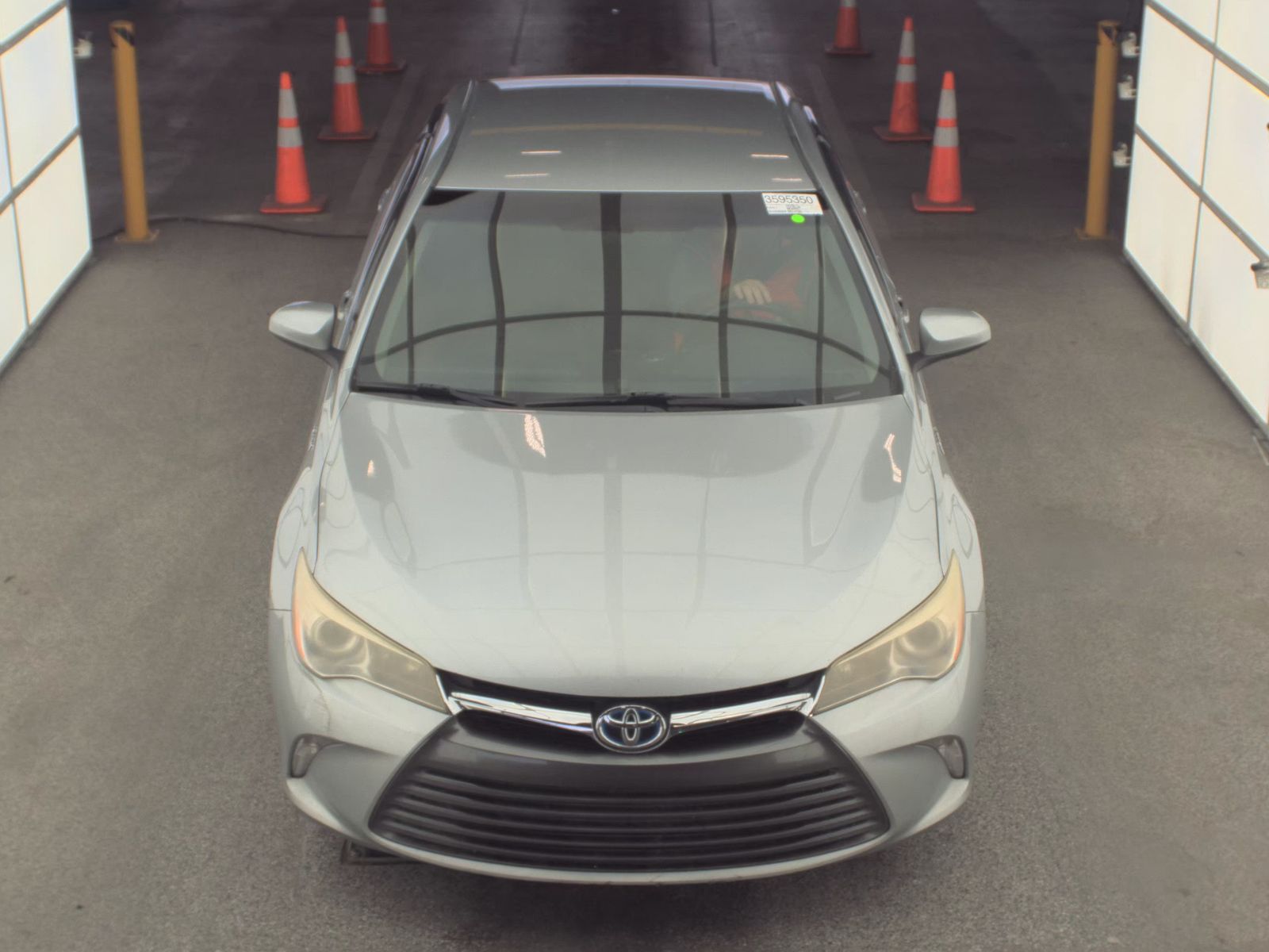 2016 Toyota Camry Hybrid XLE FWD