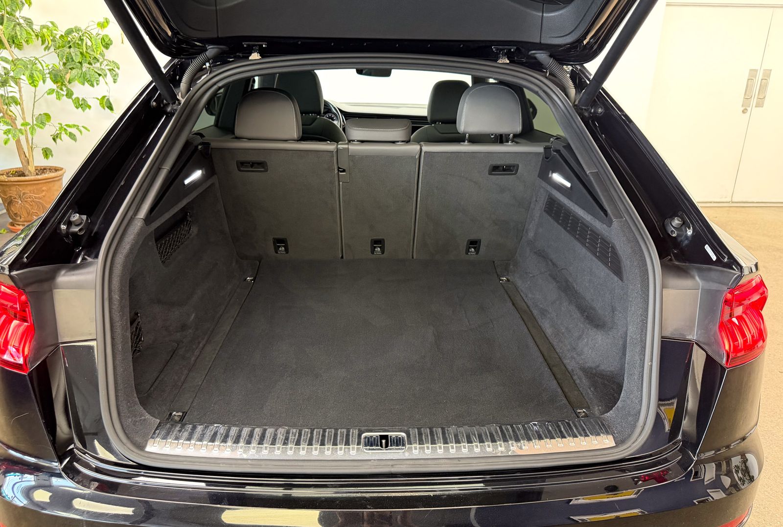 2019 Audi Q8 Premium Plus AWD