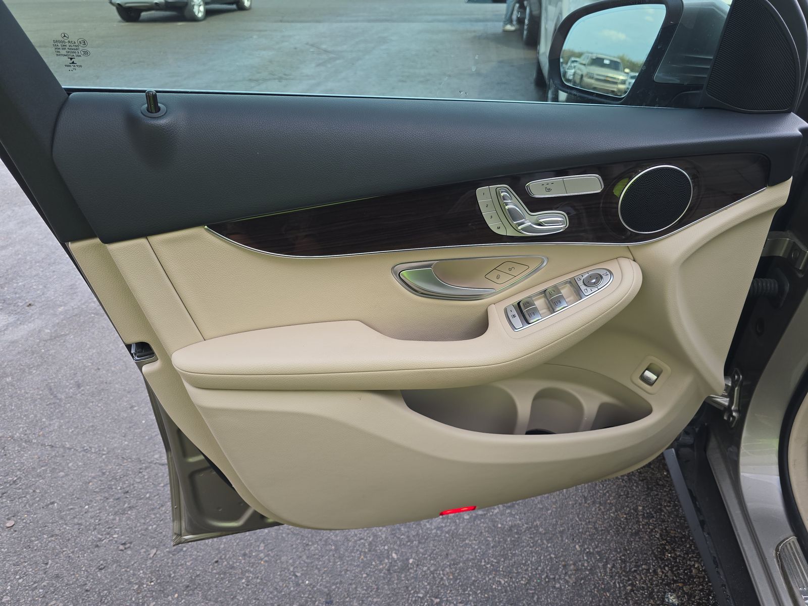 2022 Mercedes-Benz GLC GLC 300 AWD