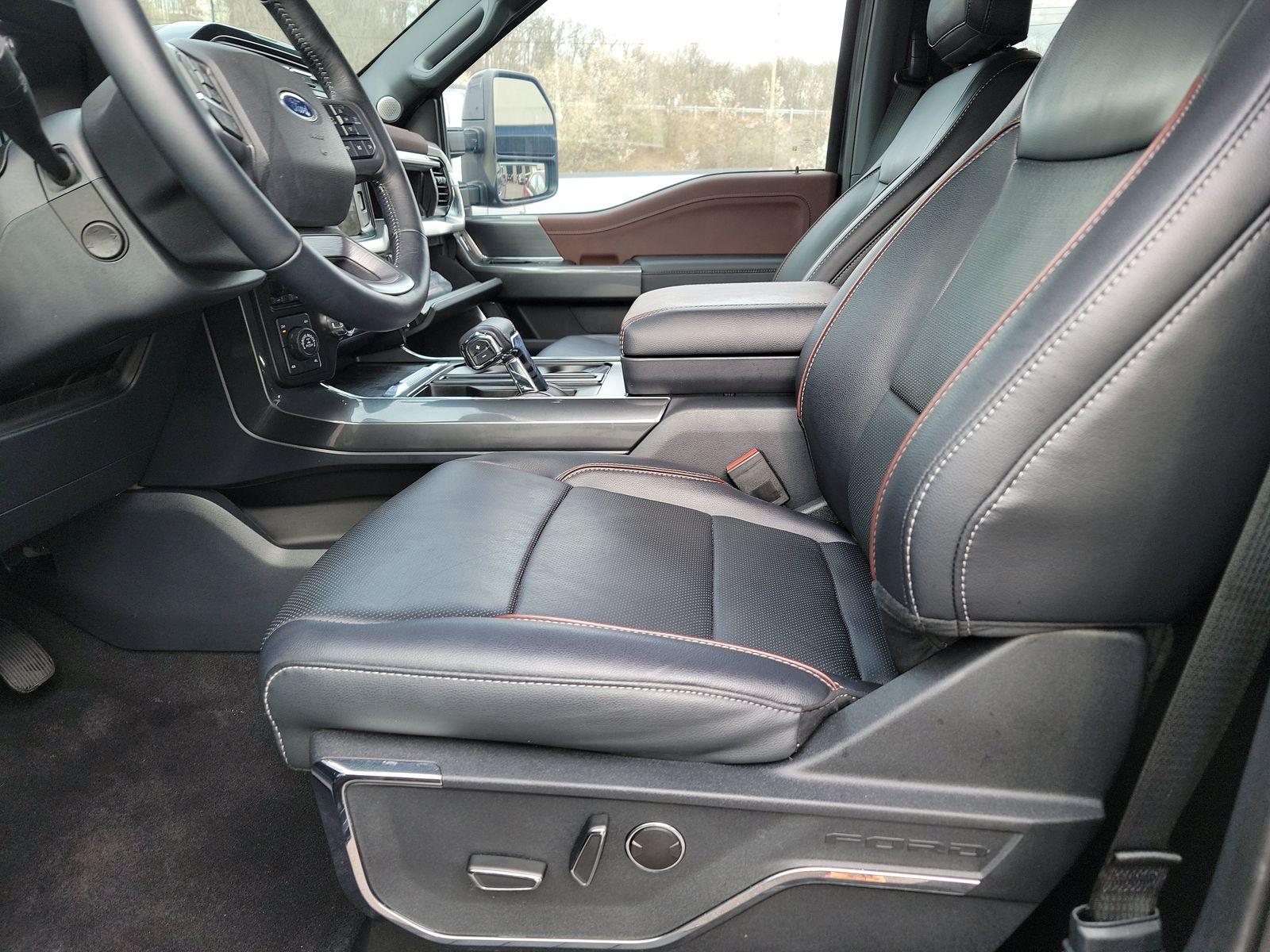 2023 Ford F-150 Hybrid Lariat AWD