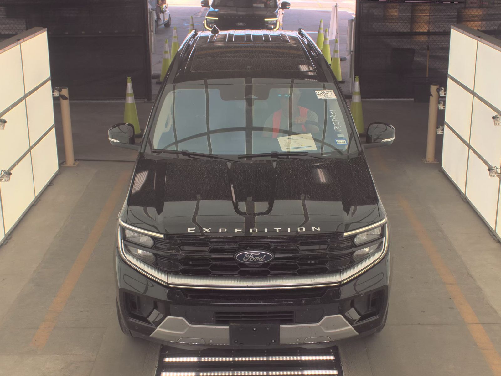 FORD EXPEDITION MAX - 3