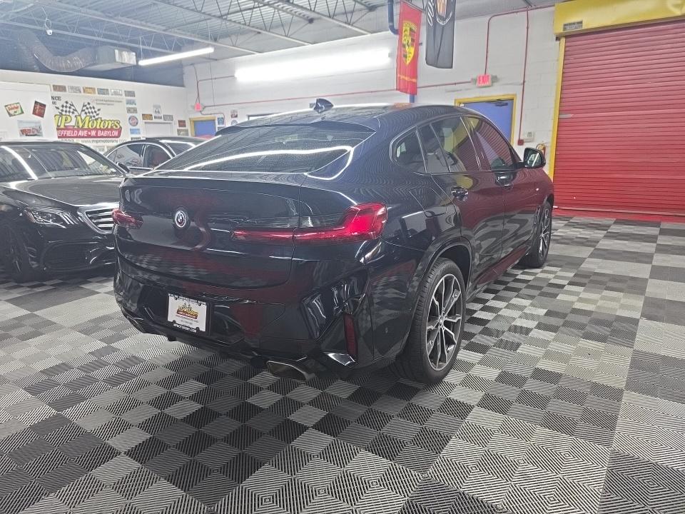 2022 BMW X4 xDrive30i AWD