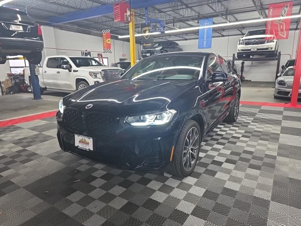 2022 BMW X4 xDrive30i AWD