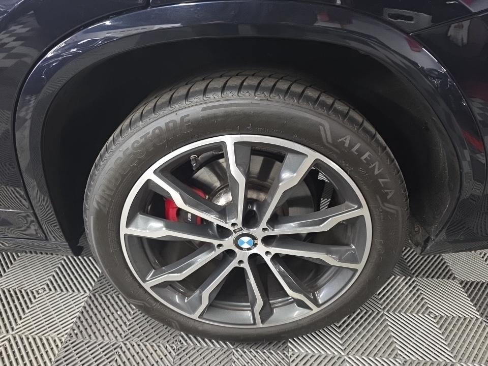 2022 BMW X4 xDrive30i AWD