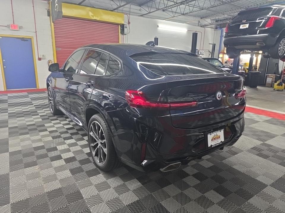 2022 BMW X4 xDrive30i AWD