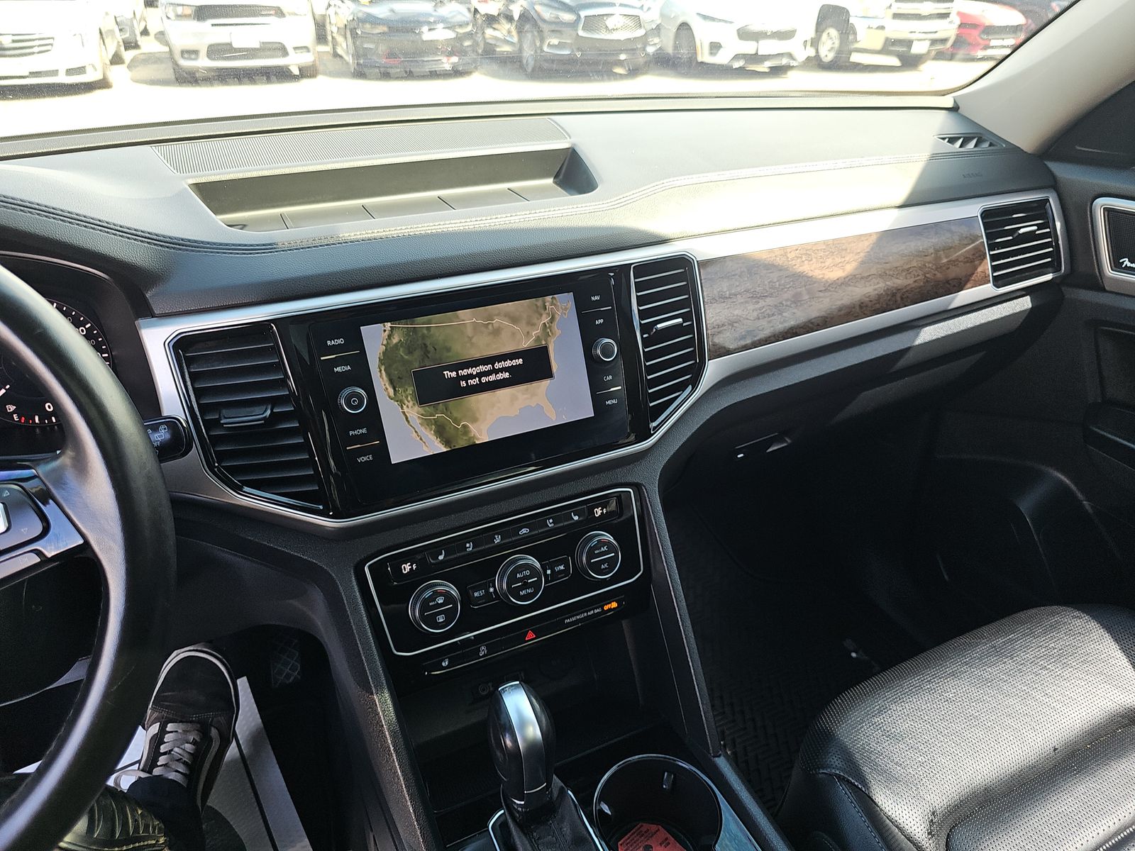 2018 Volkswagen Atlas 3.6L SEL Premium AWD