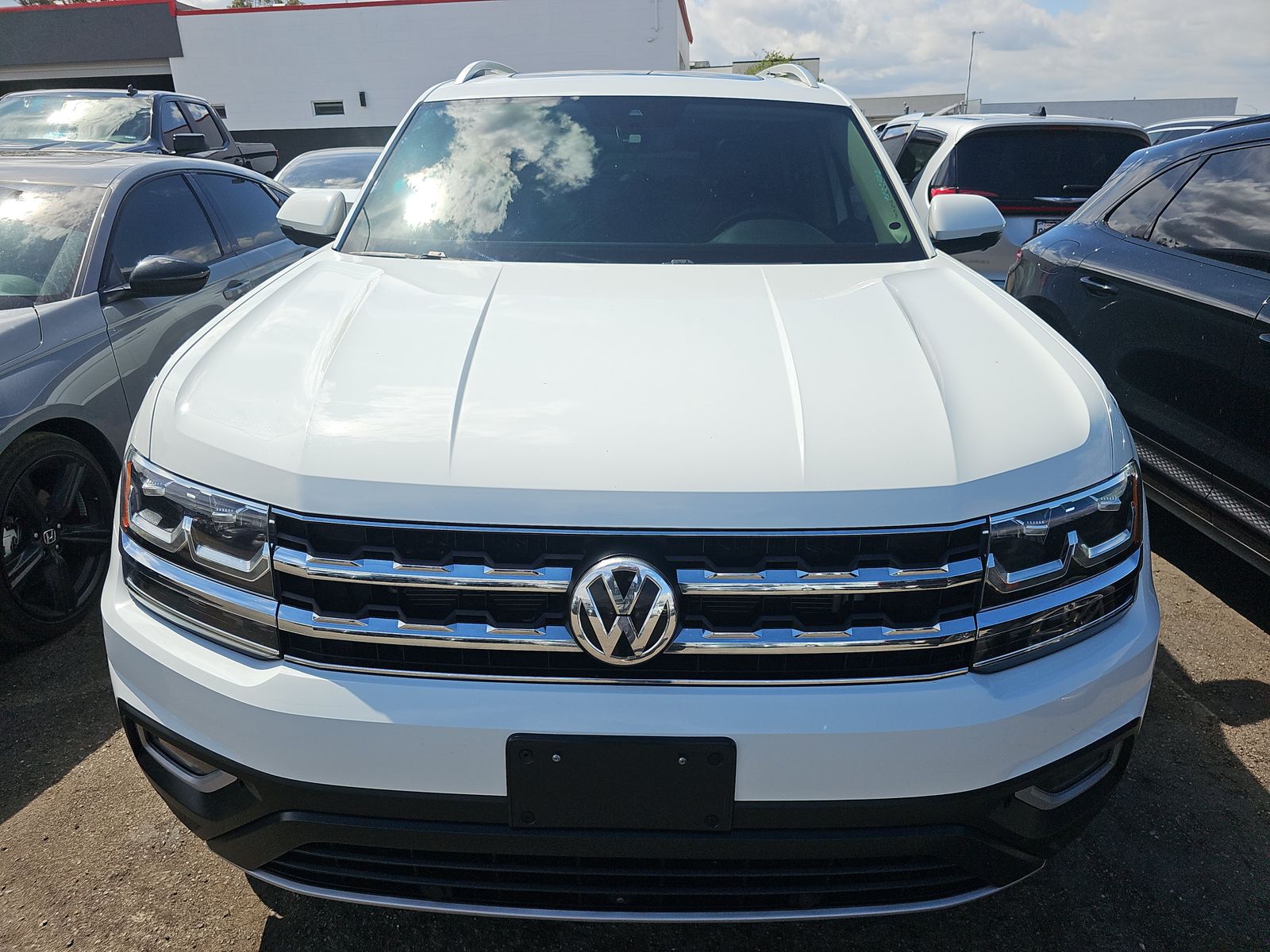 2018 Volkswagen Atlas 3.6L SEL Premium AWD