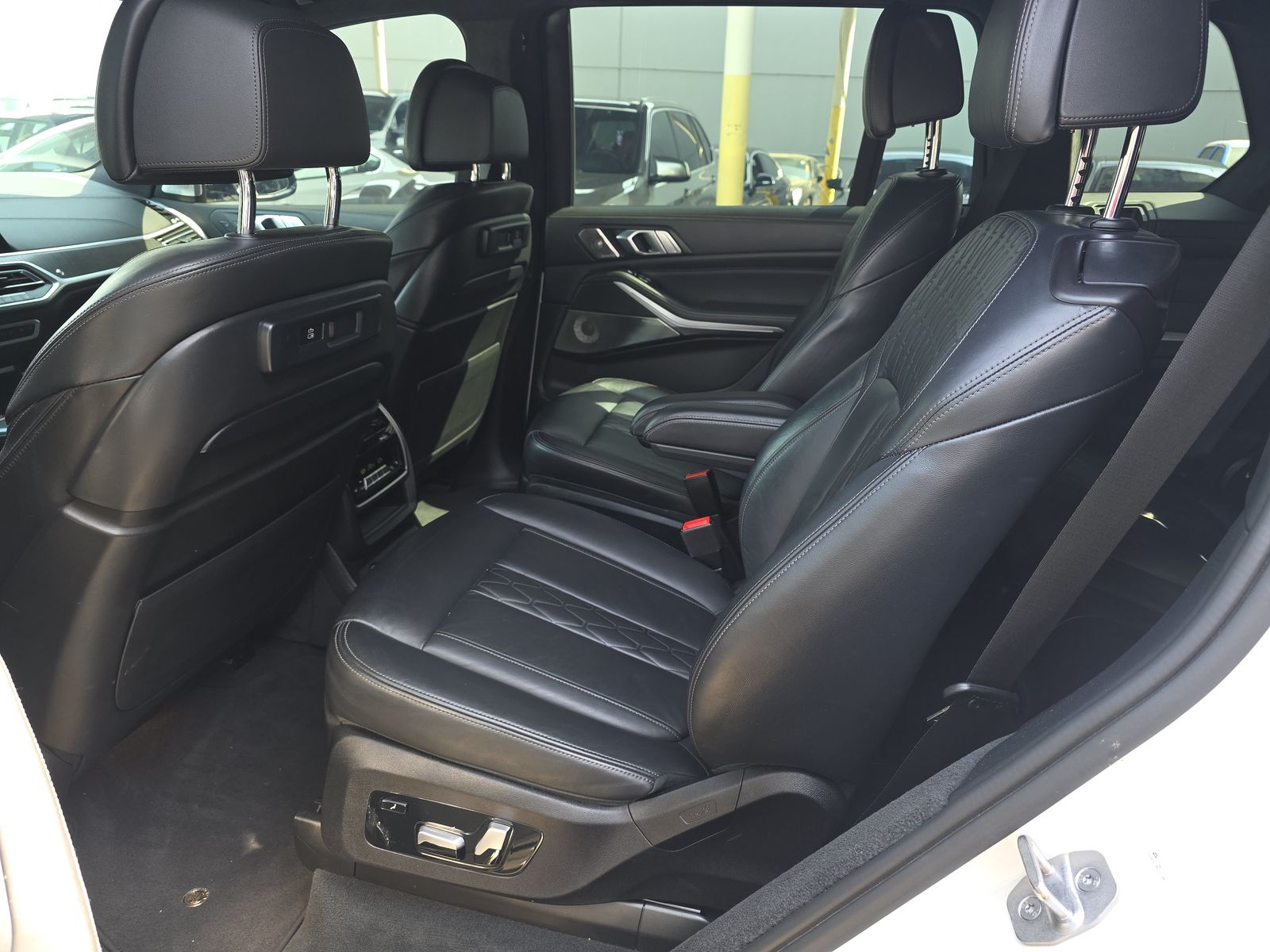 2021 BMW X7 ALPINA XB7 AWD