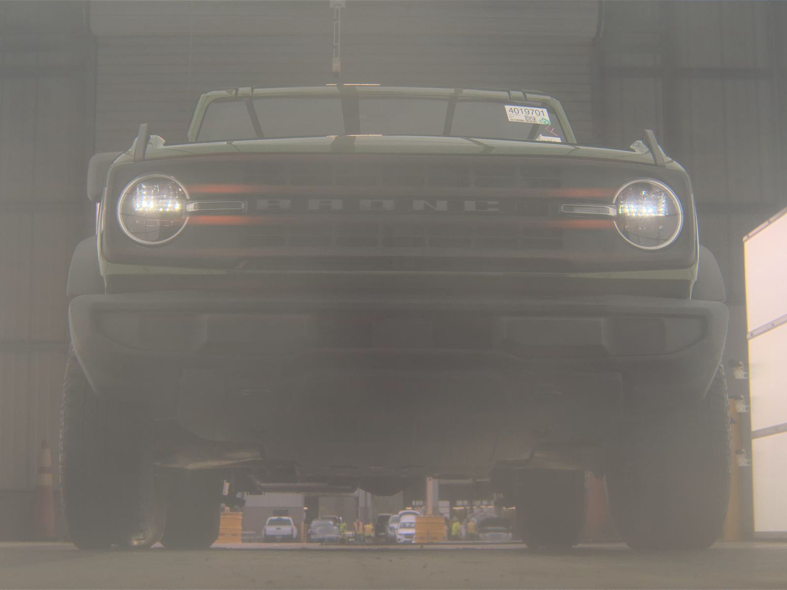 FORD BRONCO - 4
