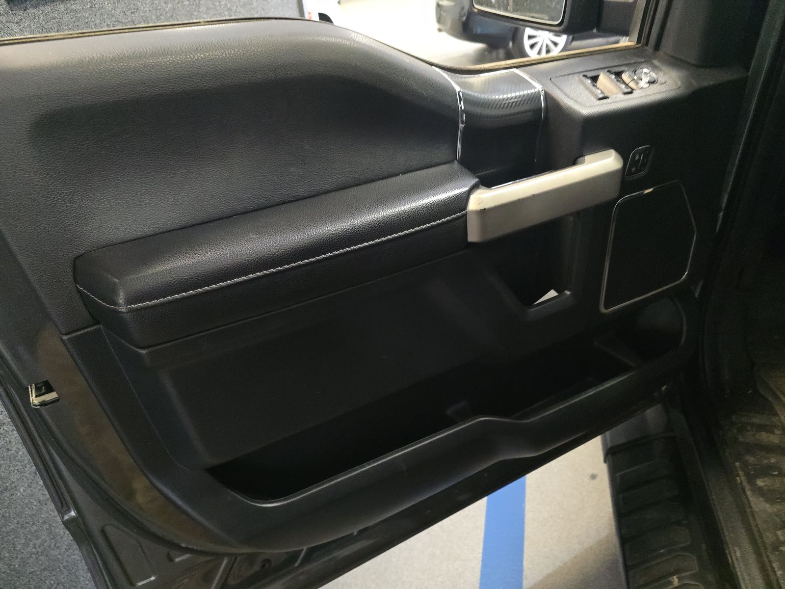 2020 Ford F-150 Lariat AWD