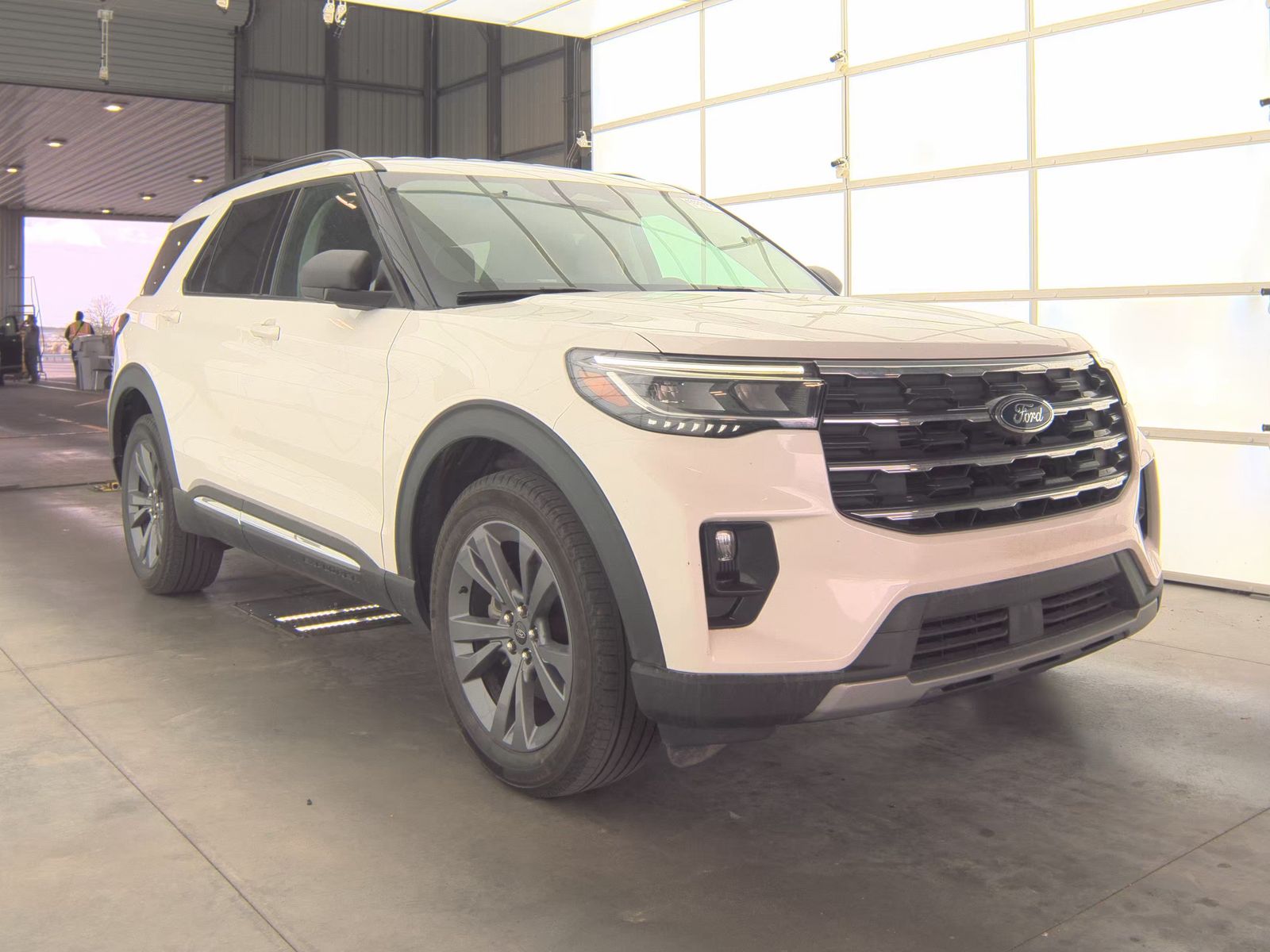FORD EXPLORER - 5