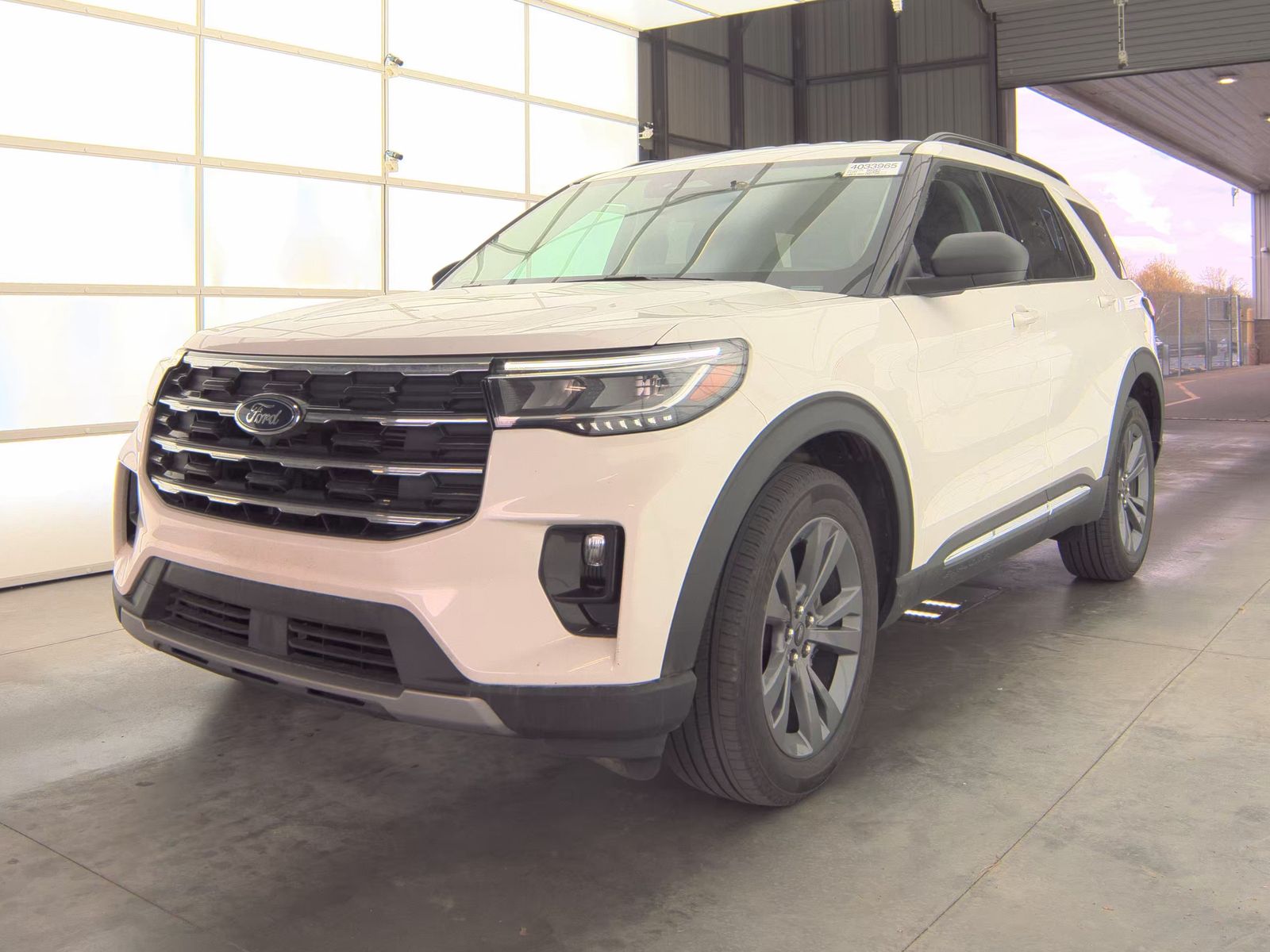 FORD EXPLORER - 1