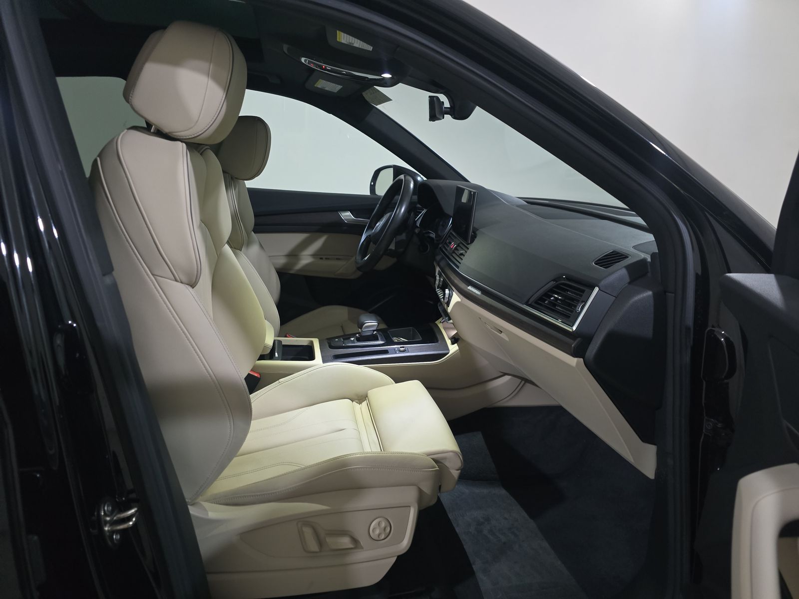 2022 Audi Q5 S line Premium FWD