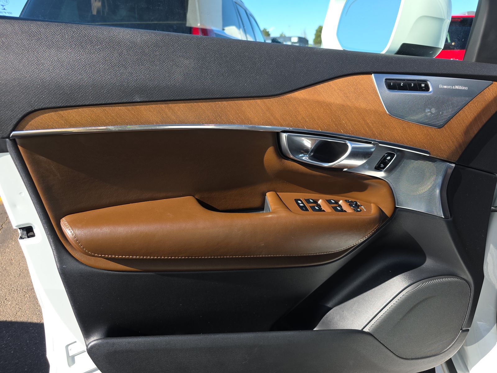 Volvo XC90 T6 Inscription 7-Passenger снимка Volvo XC90 T6 Inscription 7-Passenger