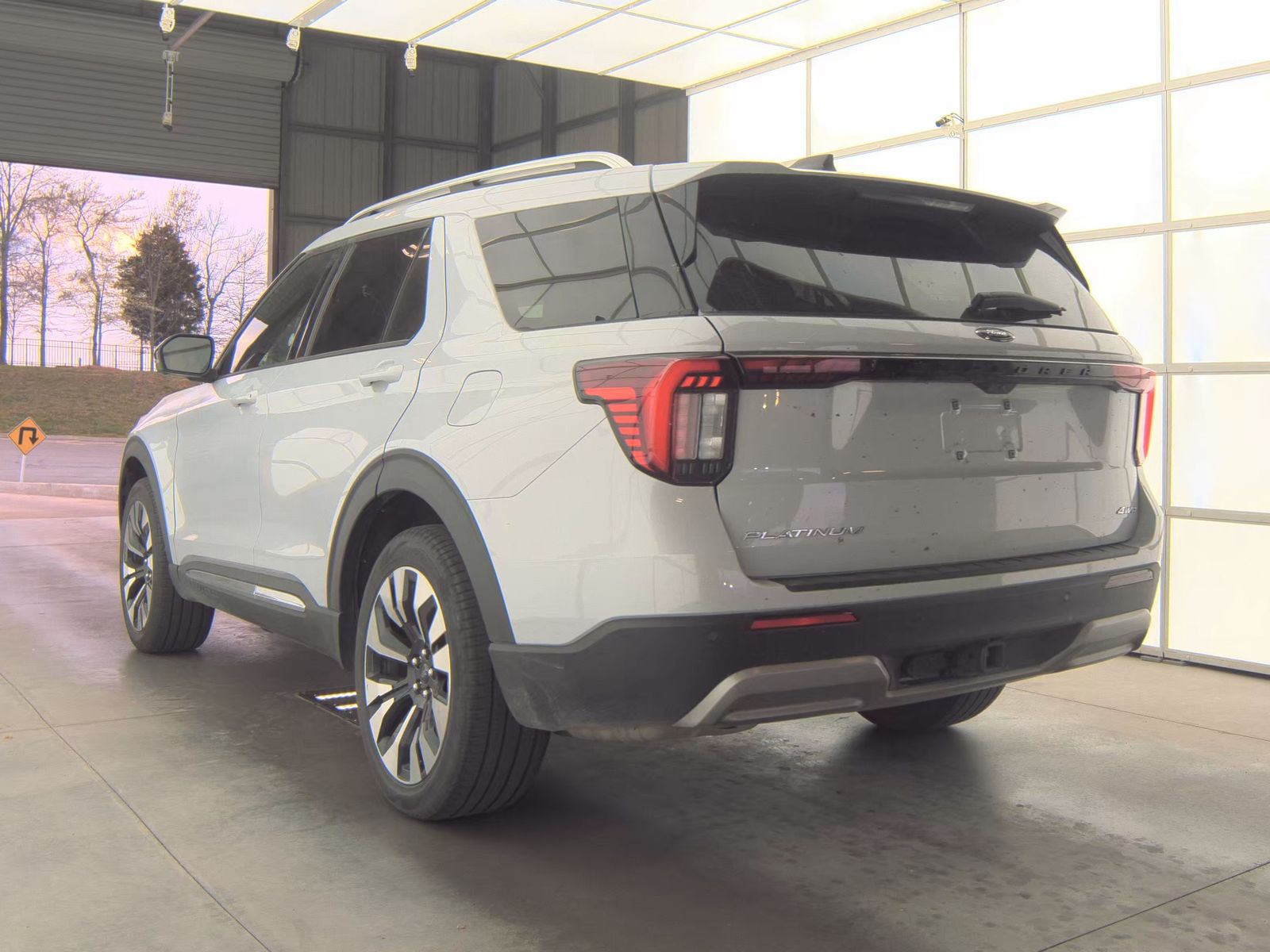 2025 Ford Explorer Platinum AWD