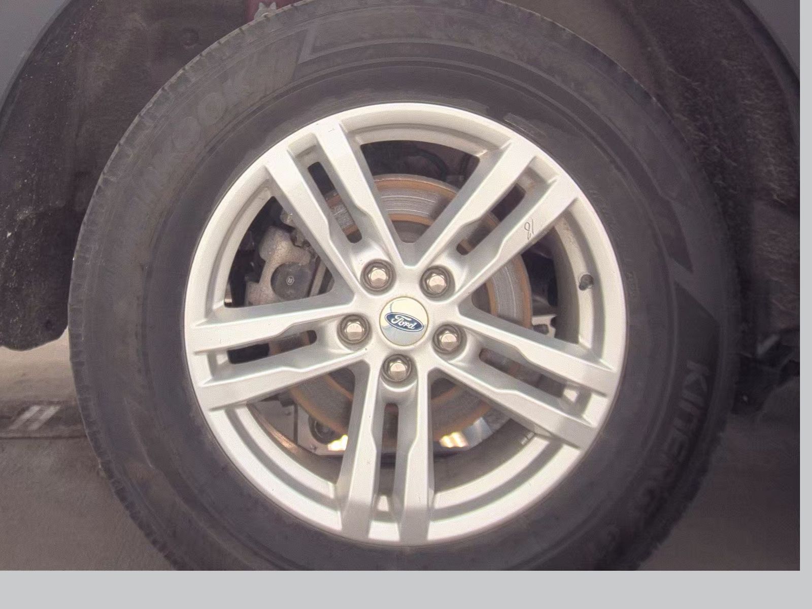 2023 Ford Explorer XLT AWD