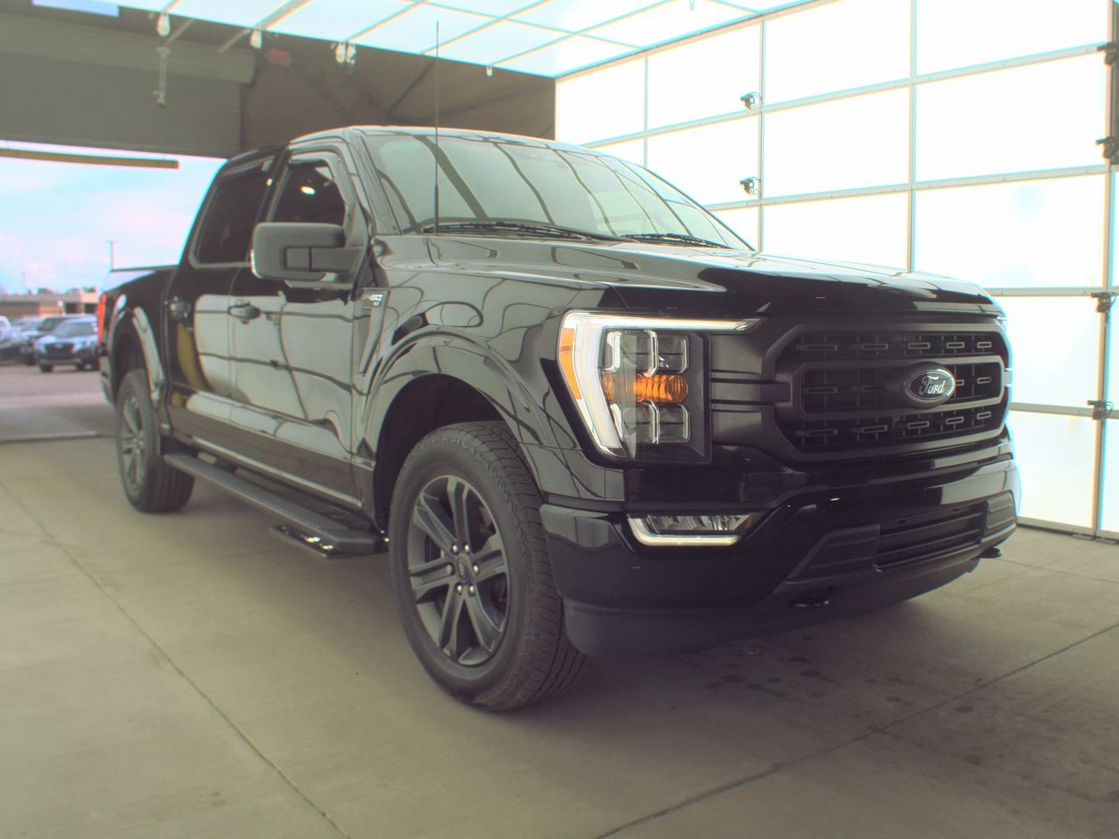 2023 Ford F-150 XLT AWD