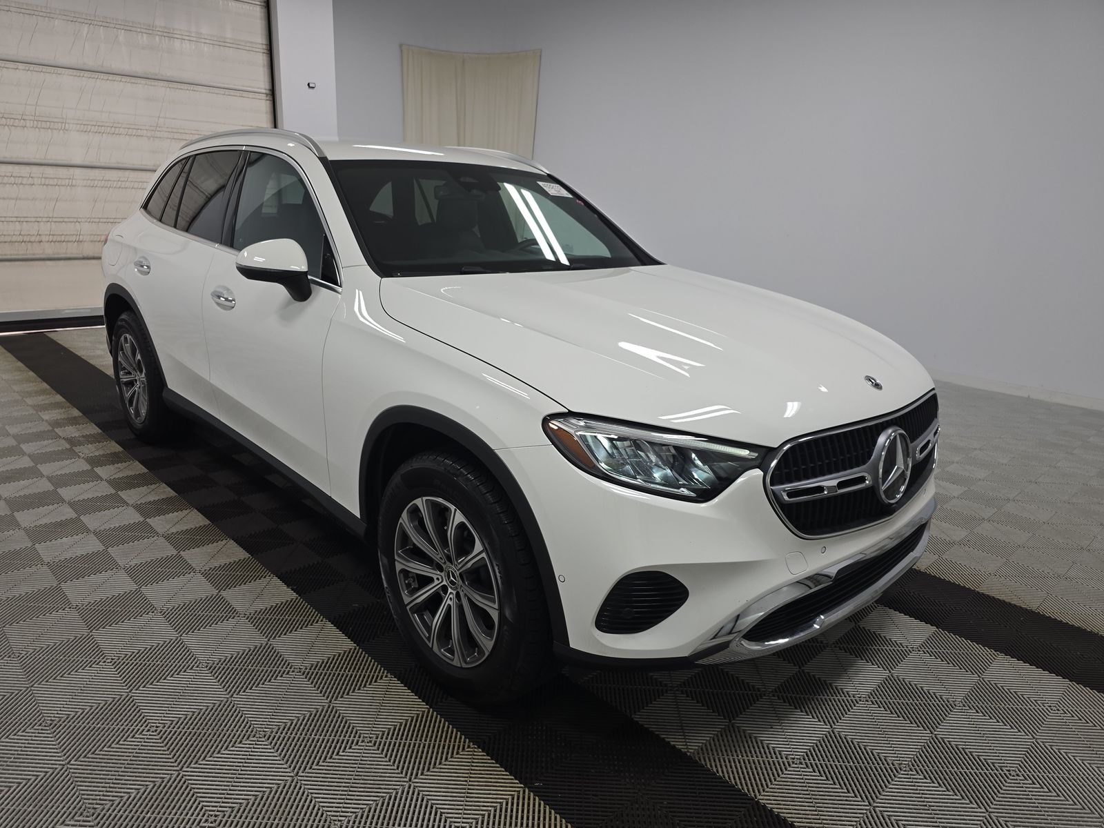 MERCEDES-BENZ GLC-CLASS - 4