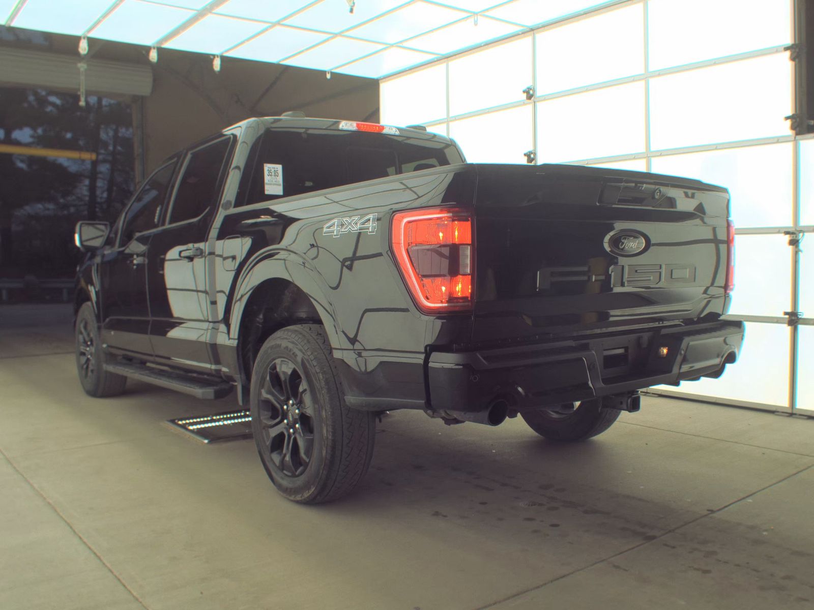 2023 Ford F-150 Hybrid XLT AWD