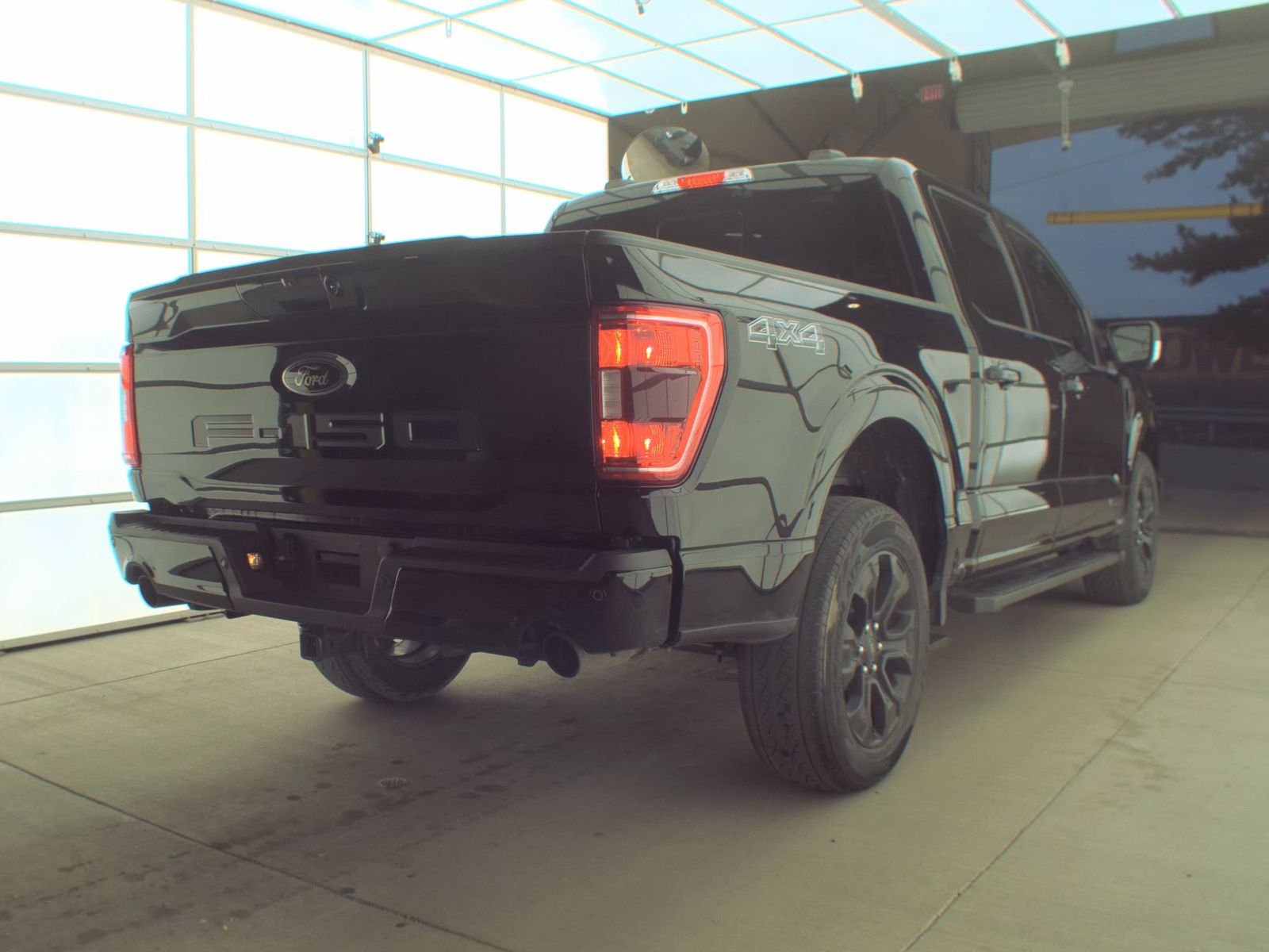2023 Ford F-150 Hybrid XLT AWD