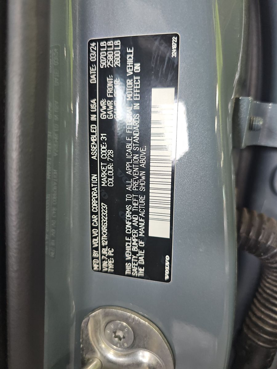 2024 Volvo S60 B5 Core AWD