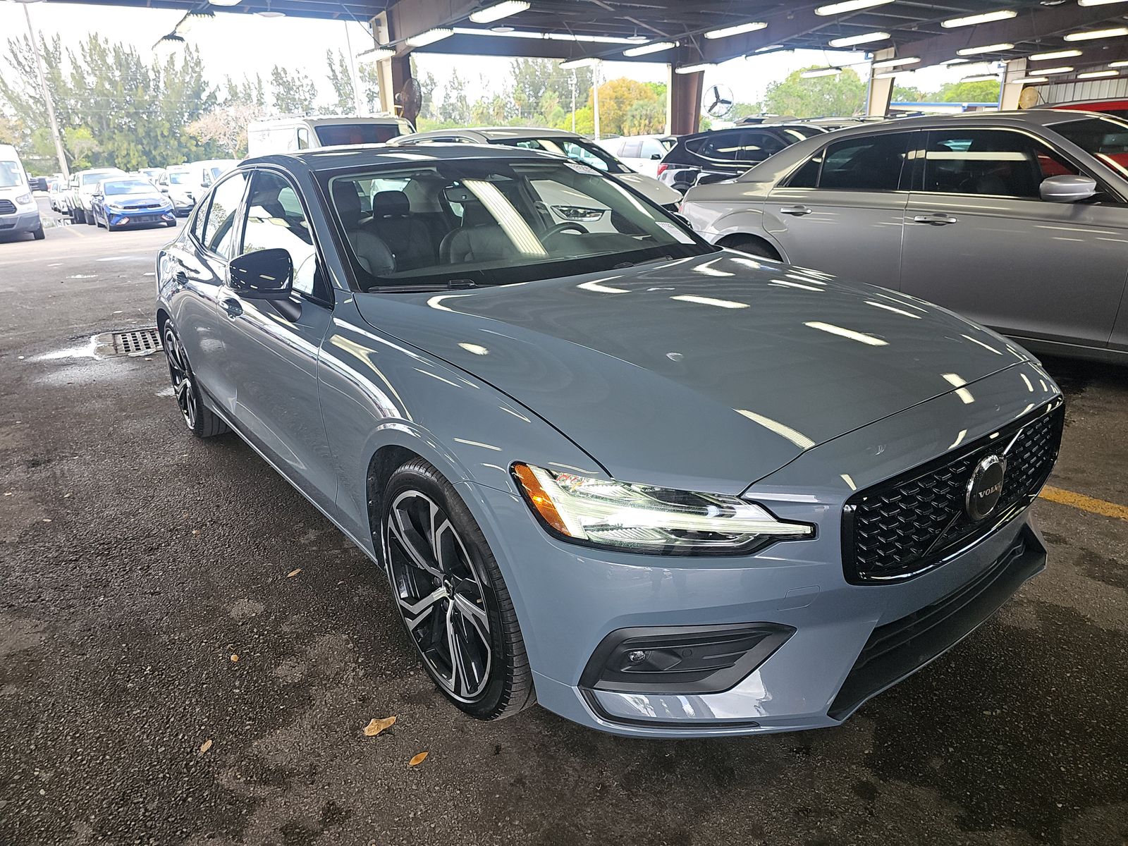 2024 Volvo S60 B5 Core AWD