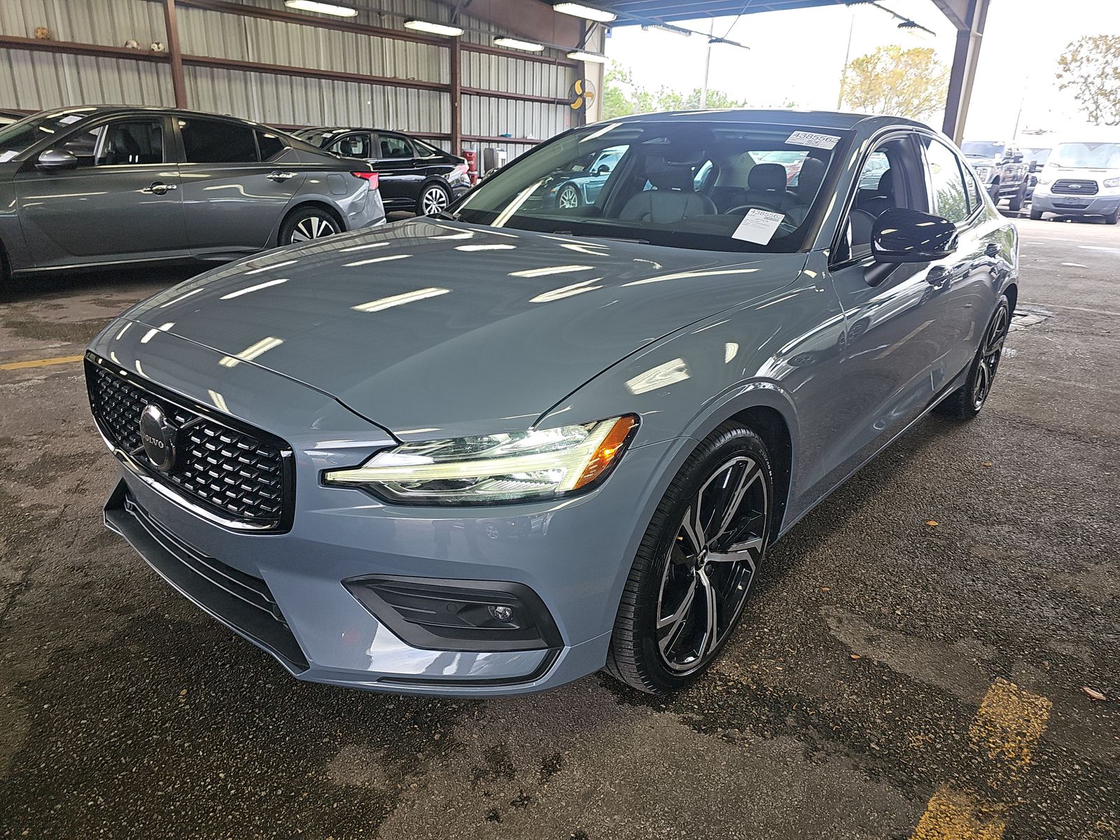 2024 Volvo S60 B5 Core AWD