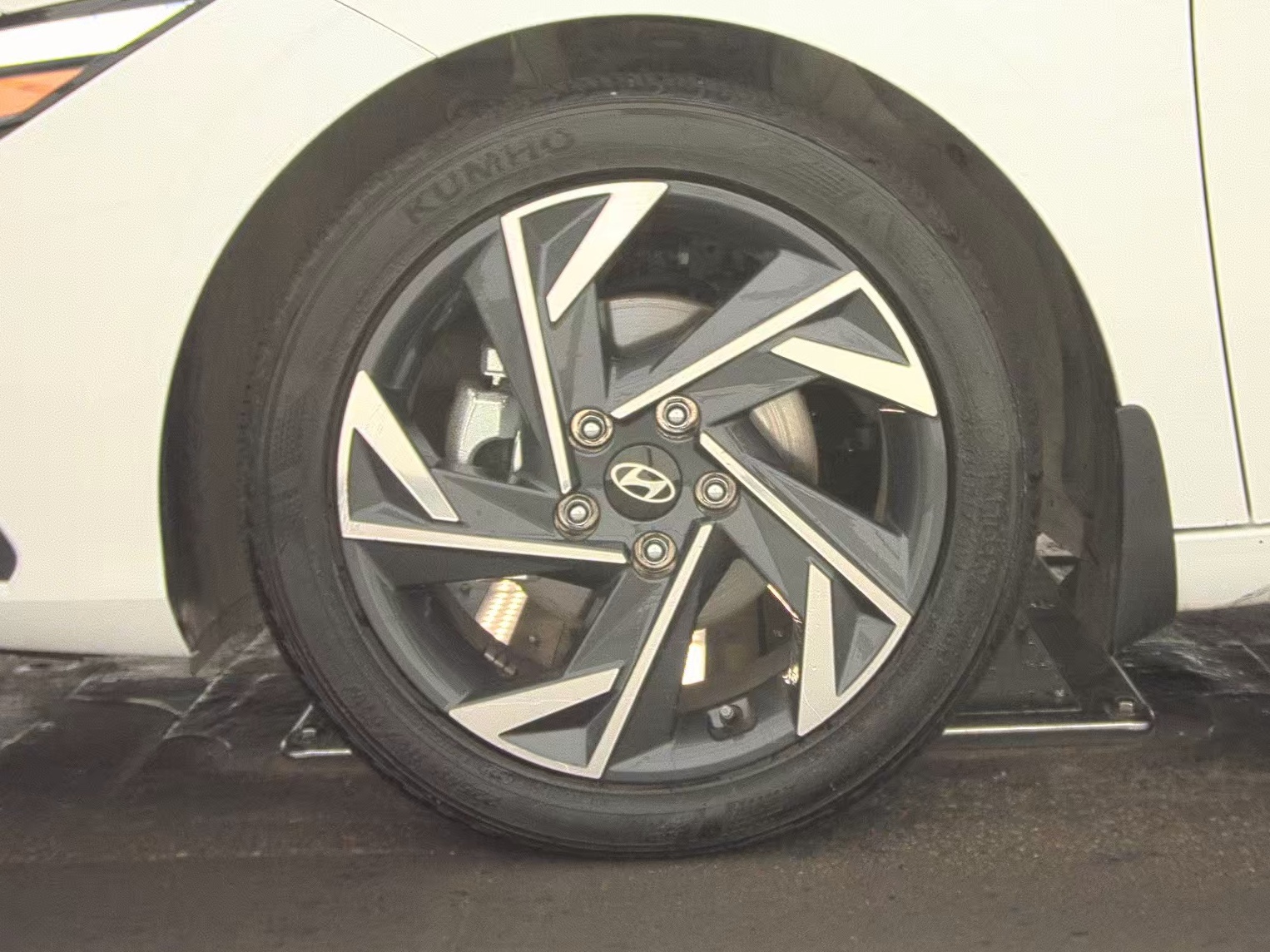 HYUNDAI SEL SPORT - 10