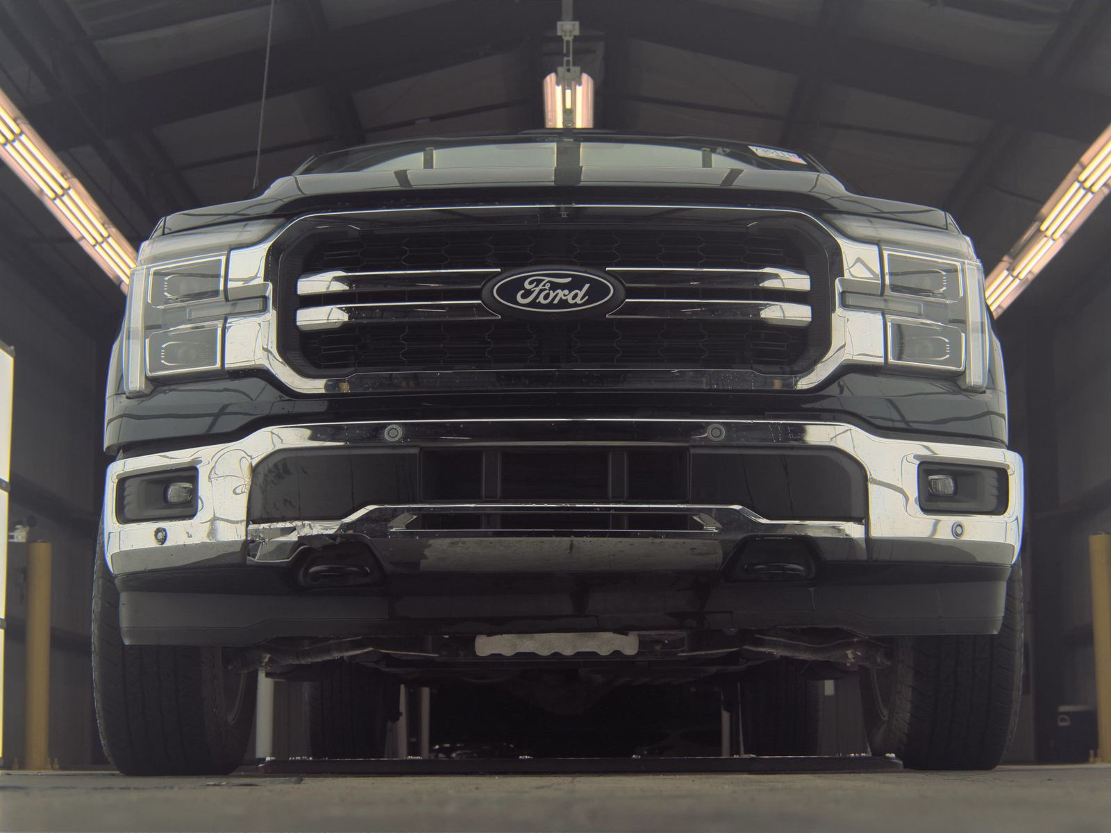 2025 Ford F-150 Hybrid Lariat AWD