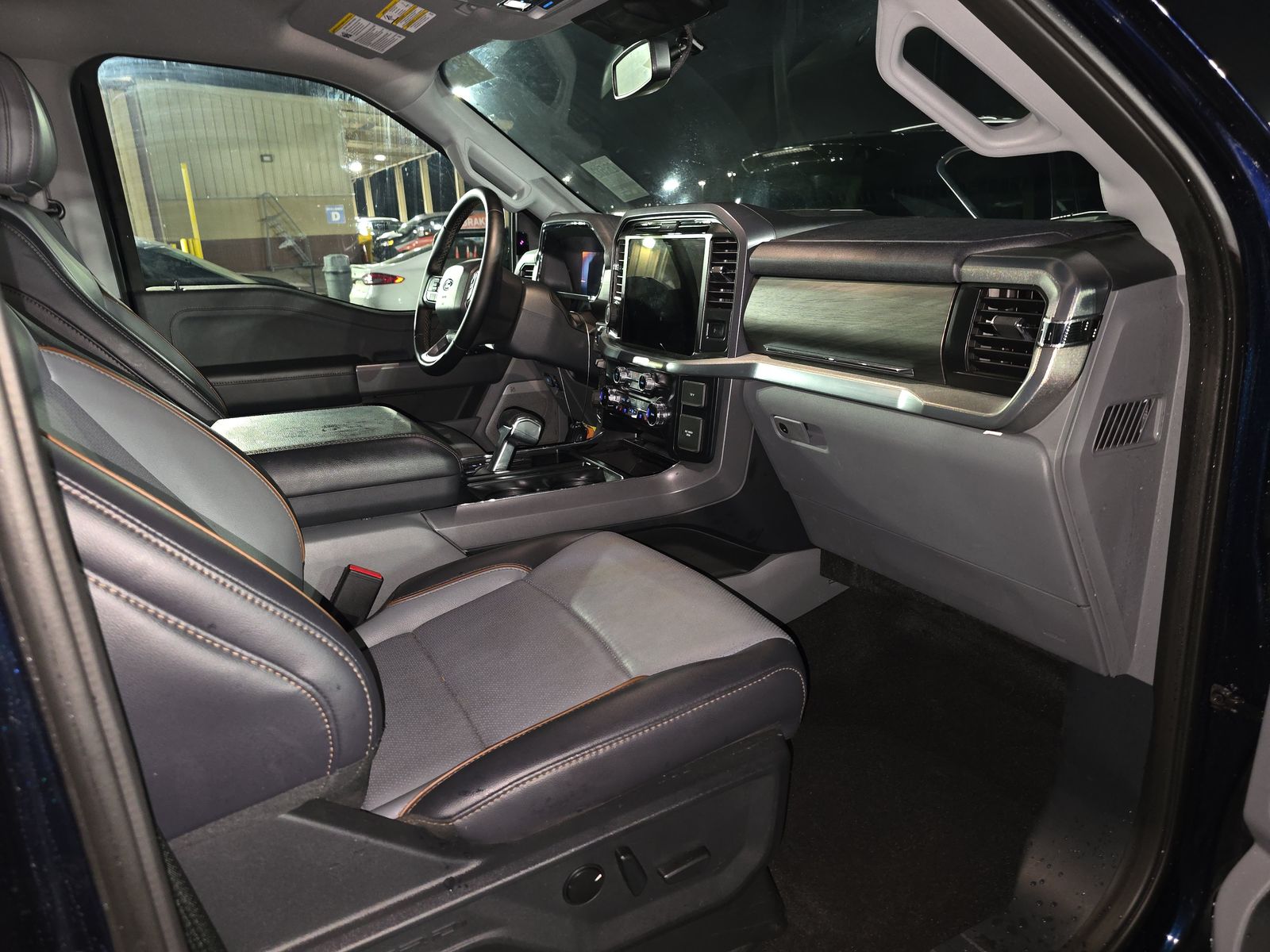 2025 Ford F-150 Hybrid Lariat AWD