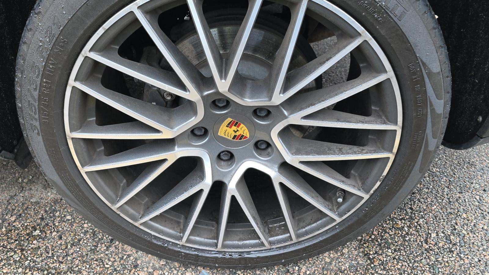 2019 Porsche Cayenne Base AWD