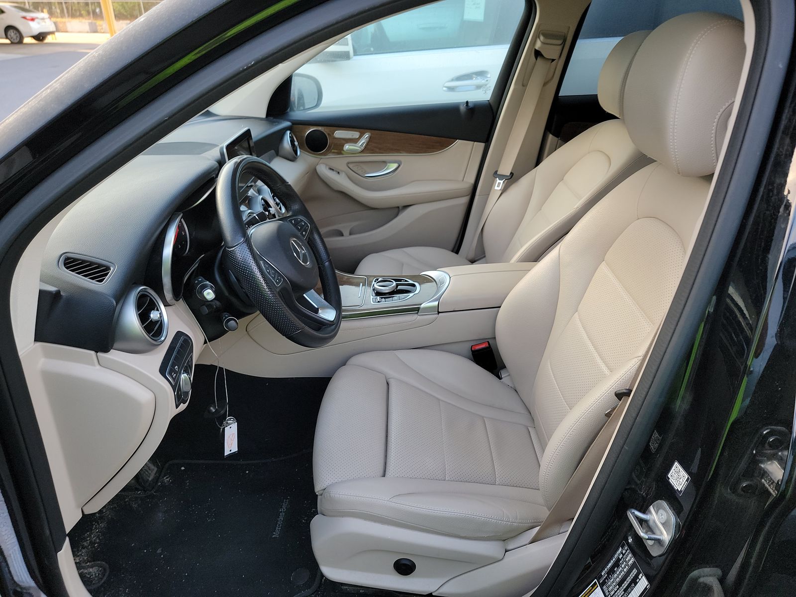 MERCEDES-BENZ GLC-CLASS - 8