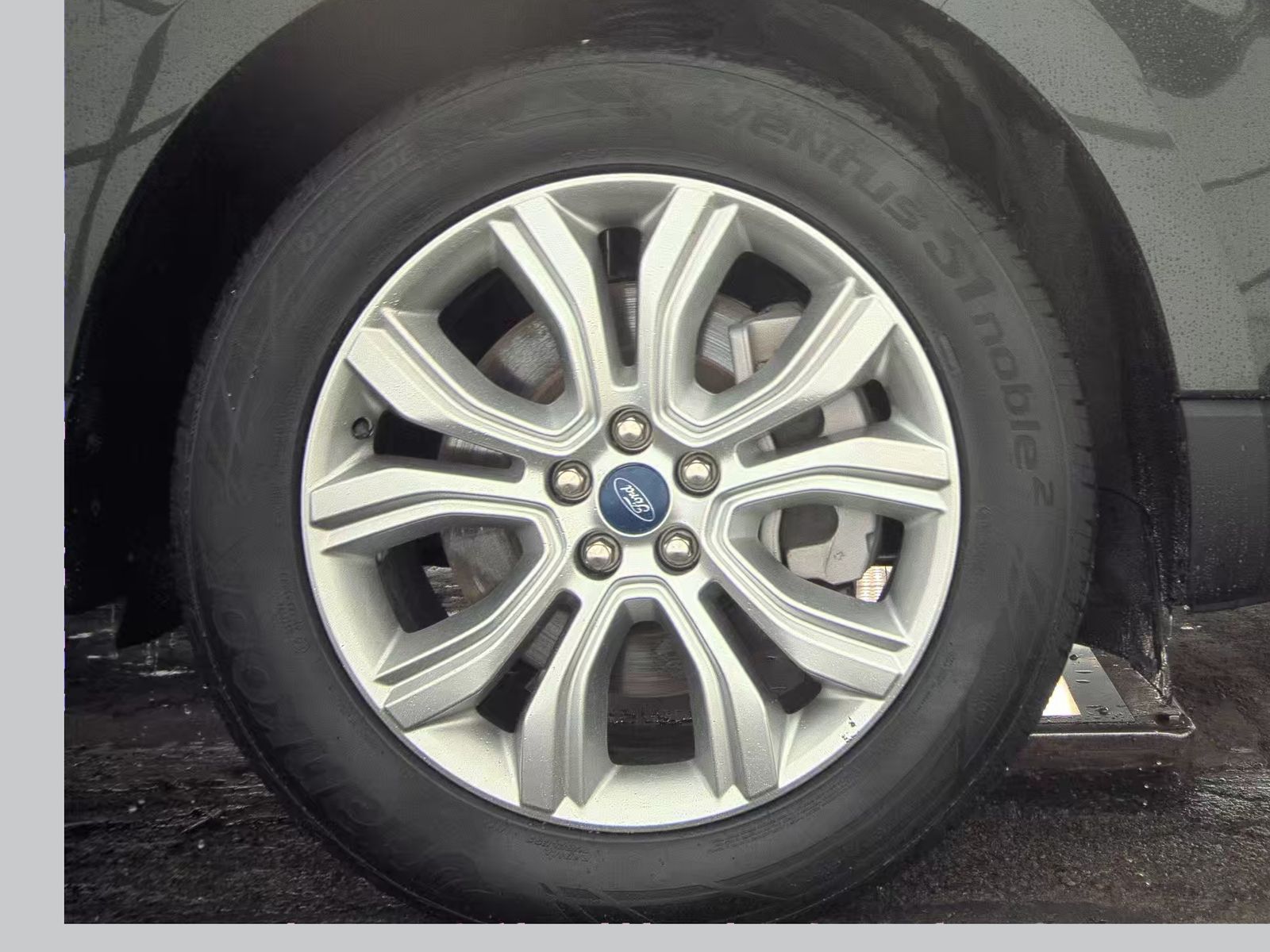 2022 Ford Edge Titanium AWD