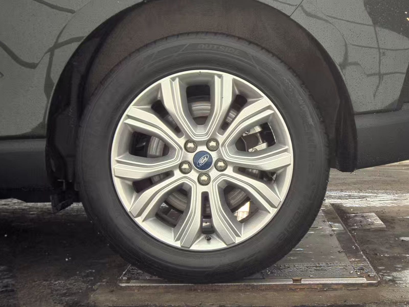 2022 Ford Edge Titanium AWD