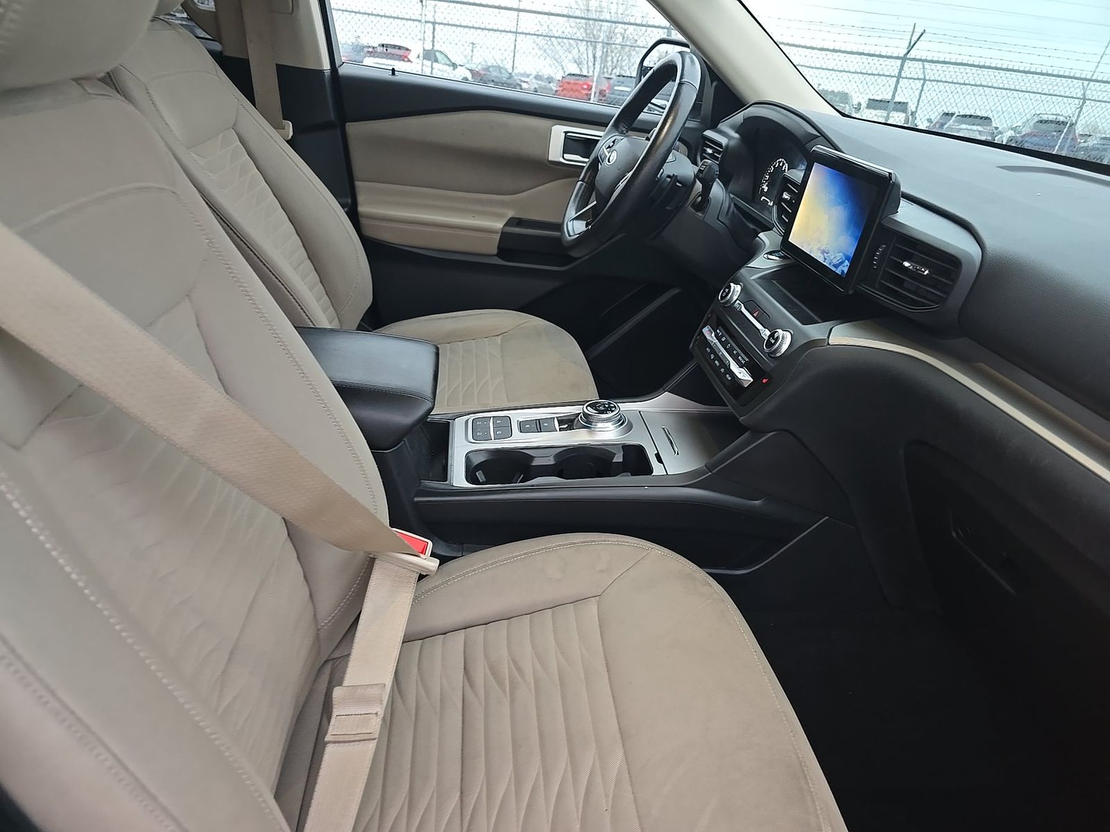 2020 Ford Explorer XLT RWD