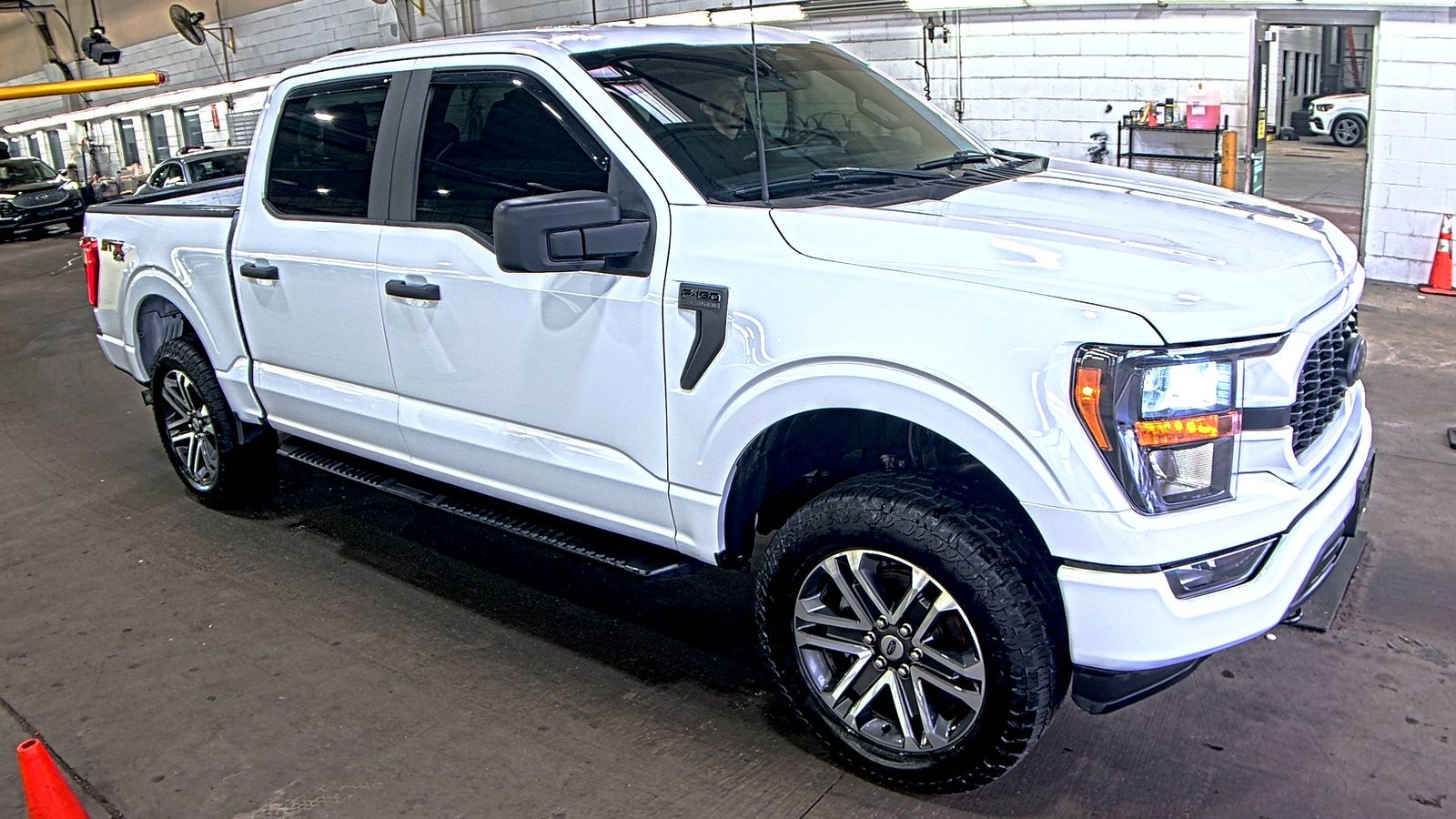 2023 Ford F-150 XL AWD