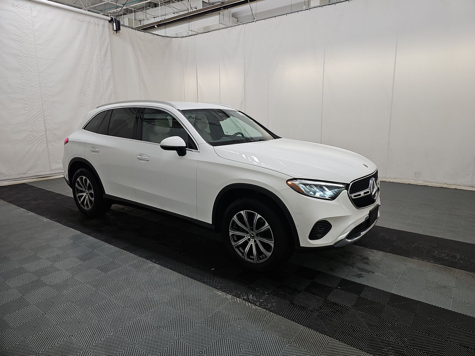 MERCEDES-BENZ GLC-CLASS - 4