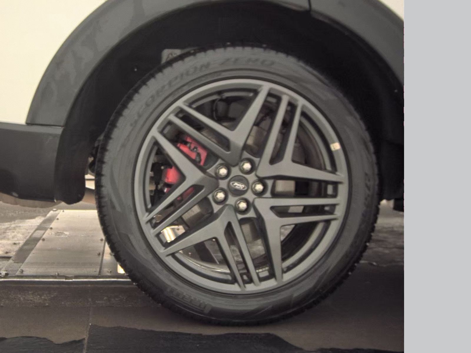 2025 Ford Explorer ST-Line AWD