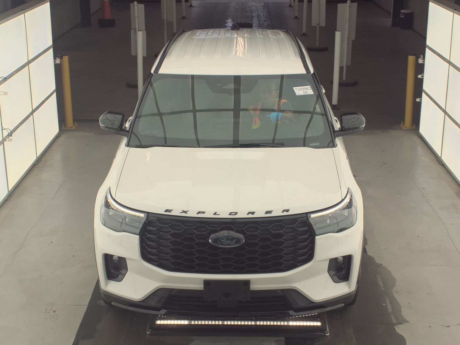 2025 Ford Explorer ST-Line AWD