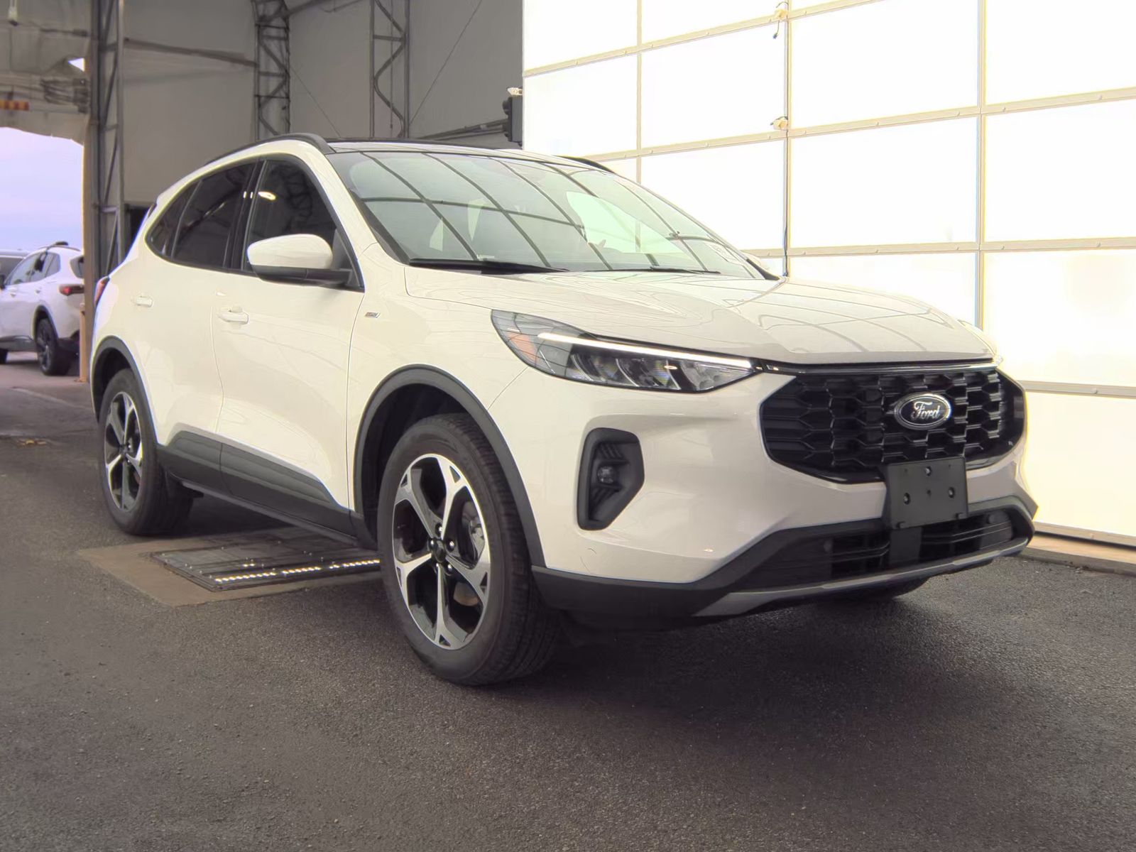 2025 Ford Escape Hybrid ST-Line Elite AWD