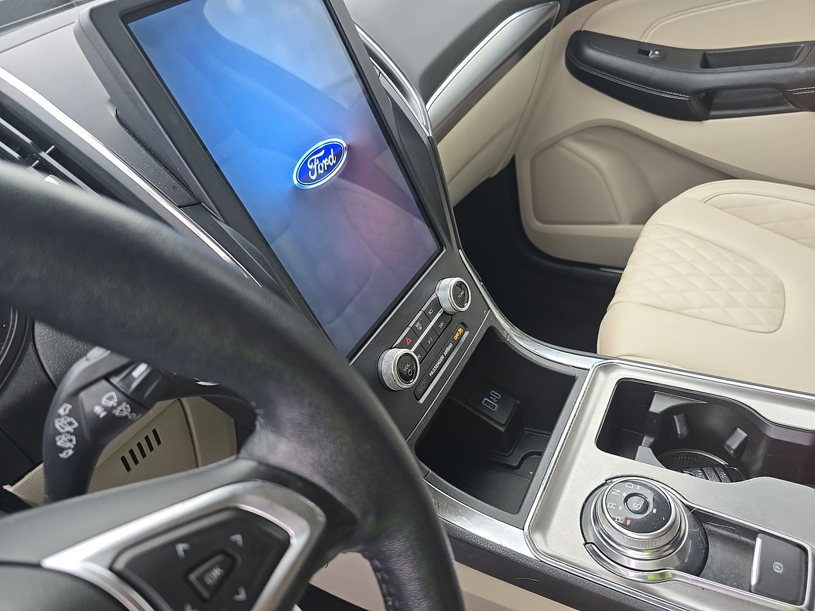 2023 Ford Edge Titanium AWD