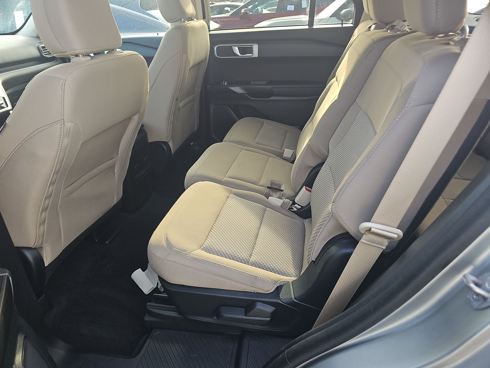 2022 Ford Explorer Base AWD