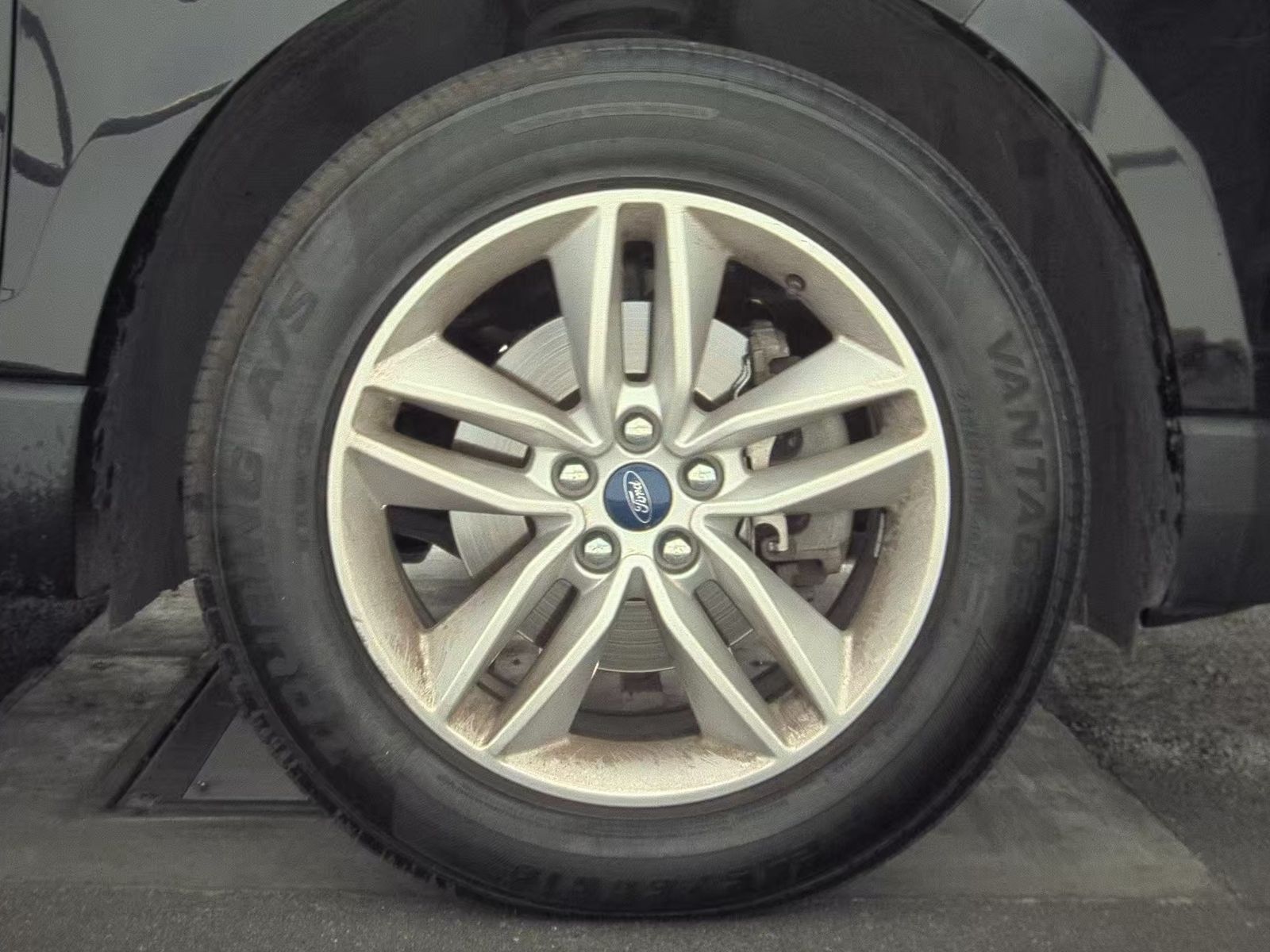 2017 Ford Edge SEL FWD