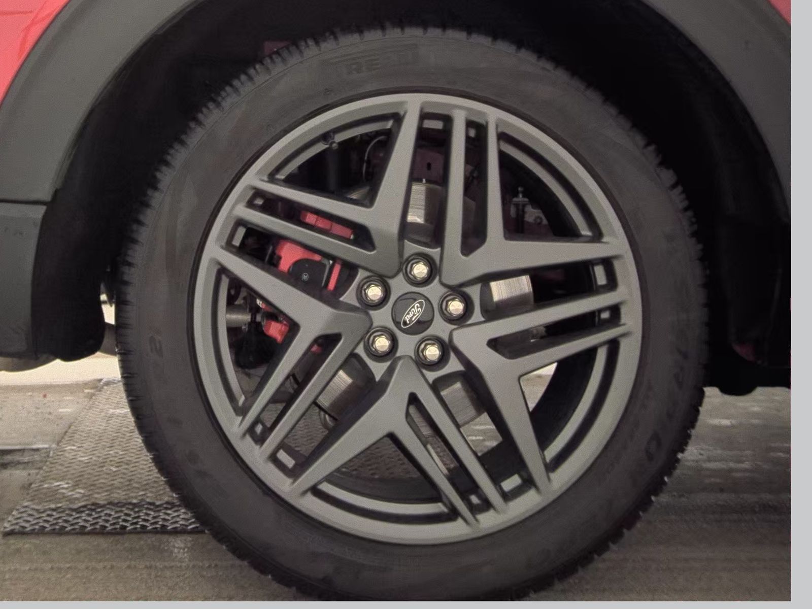 2025 Ford Explorer ST AWD