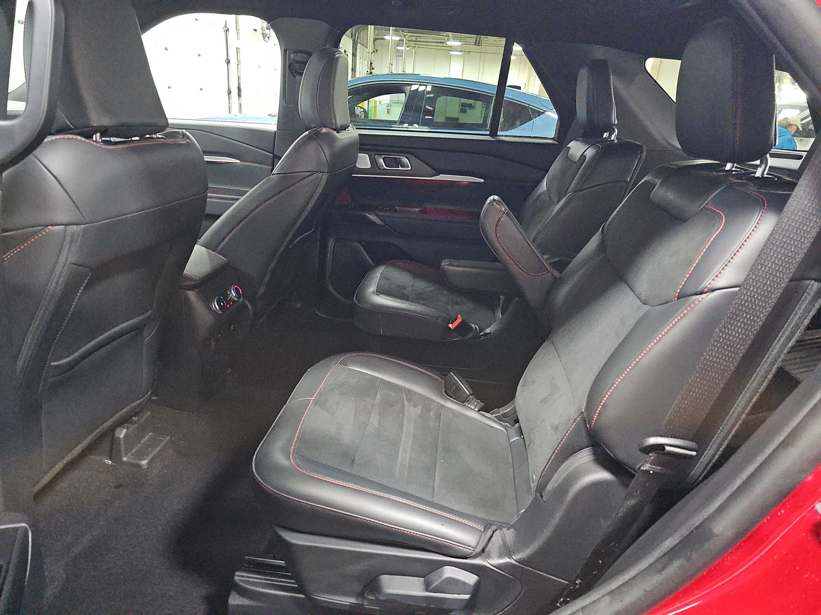 2025 Ford Explorer ST AWD