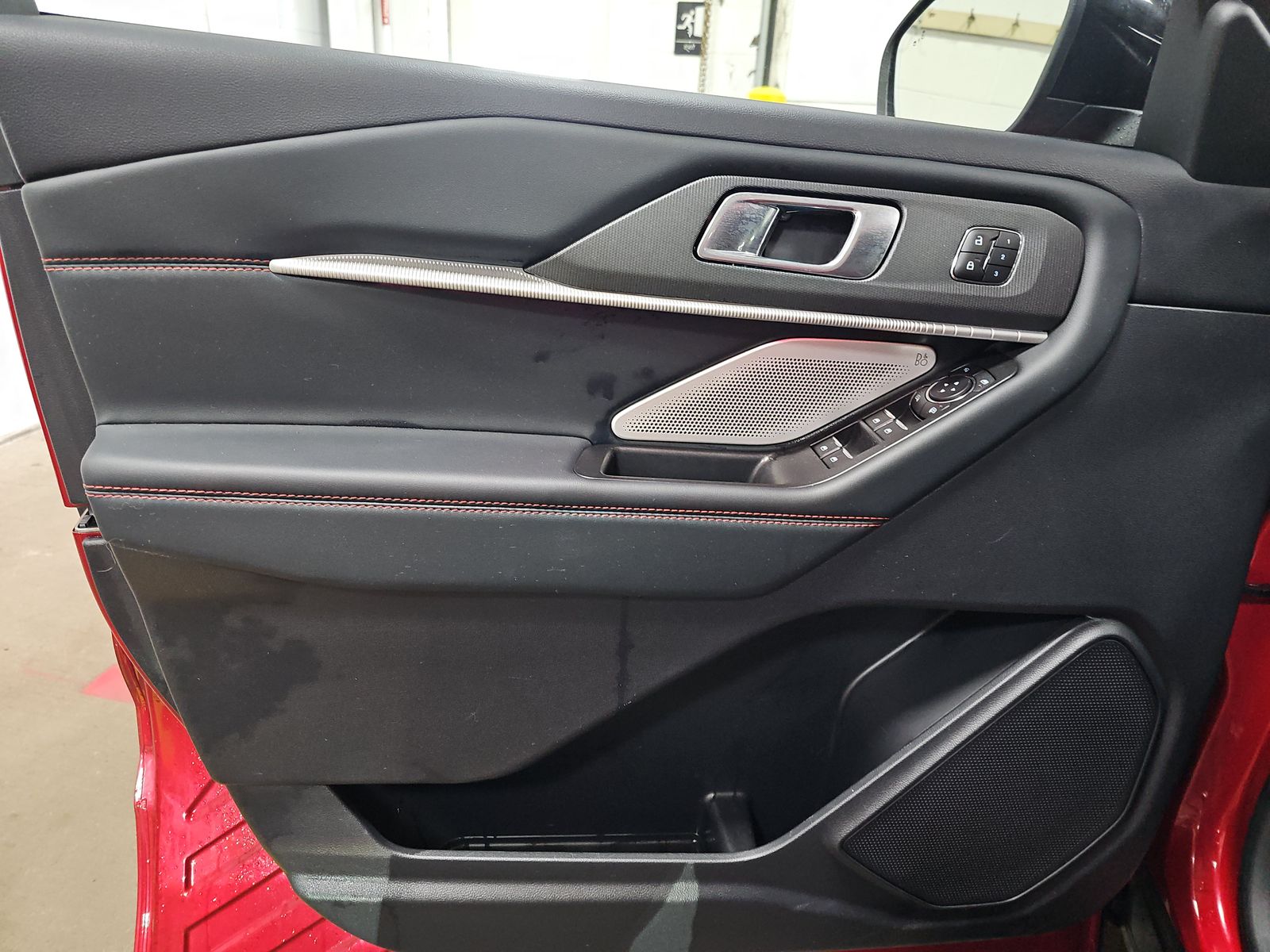 2025 Ford Explorer ST AWD