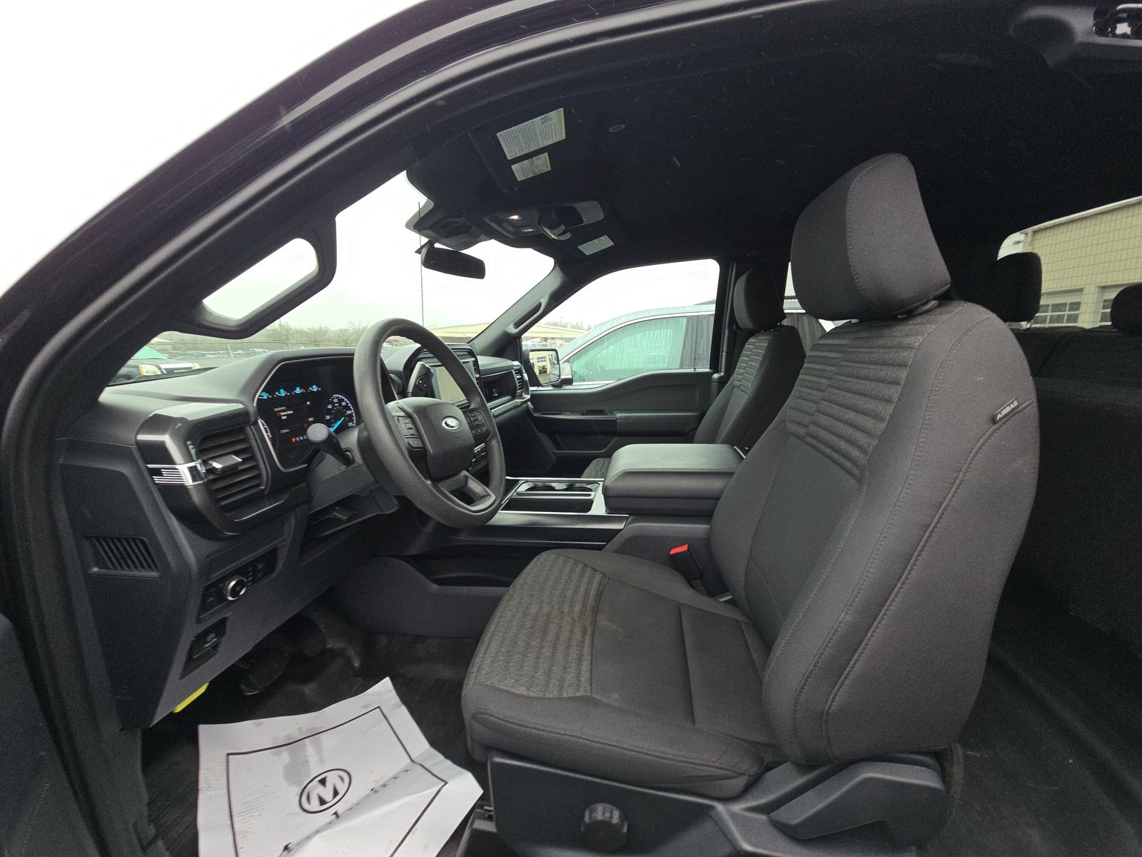 2023 Ford F-150 XL AWD